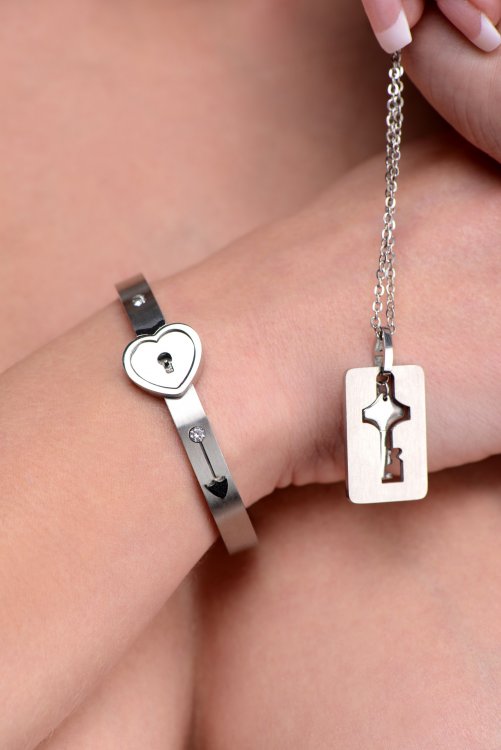 cuffed locking bracelet and key necklace 