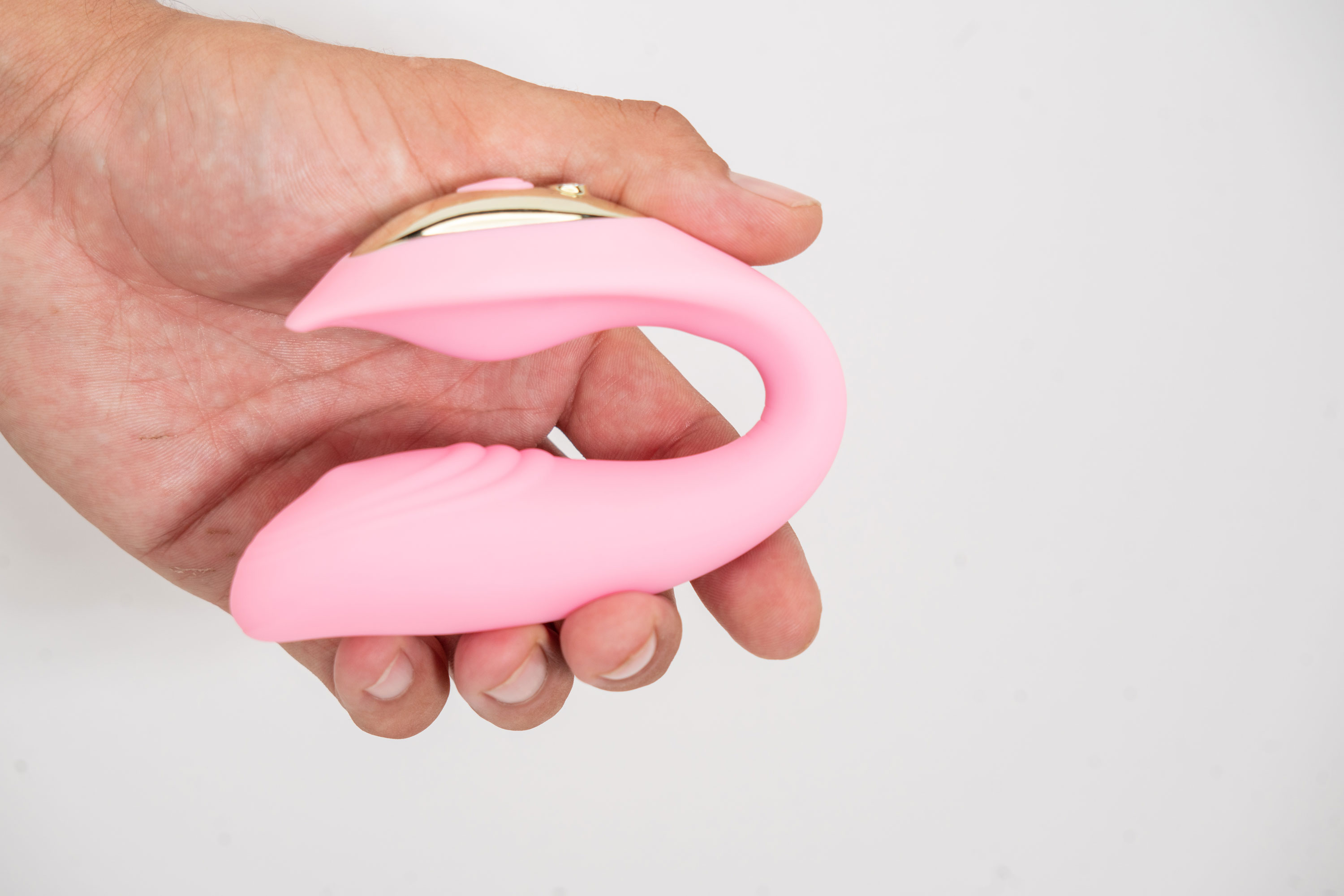 harmonie rechargeable remote silicone bendable  vibrator pink 