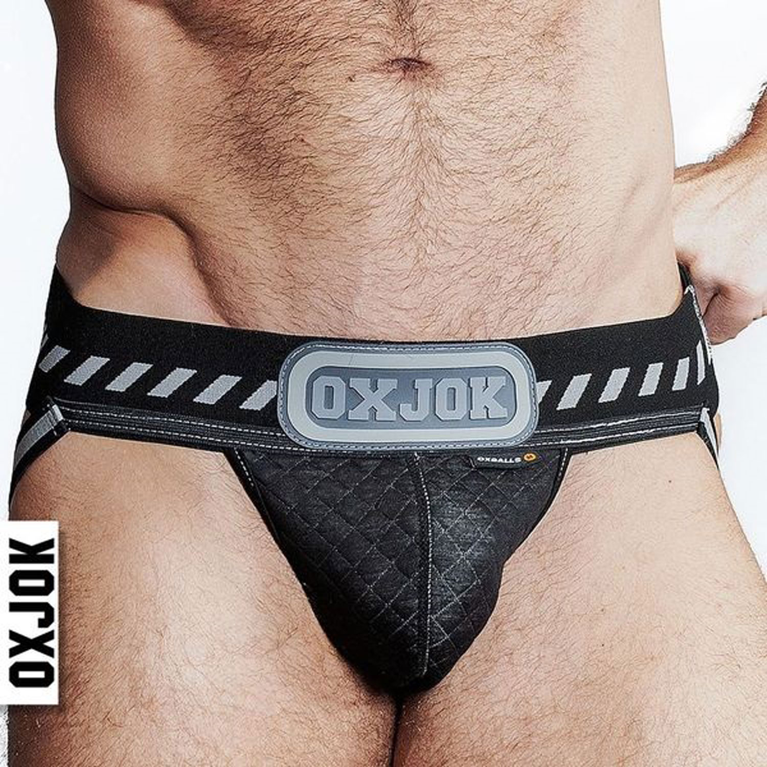 packer industrial quilted cargo strapjock black puff small 